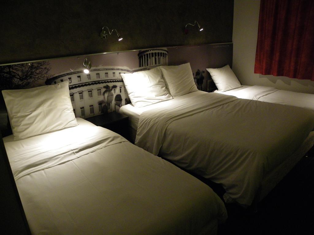 Hotel Logitel Saint-Doulchard Room photo